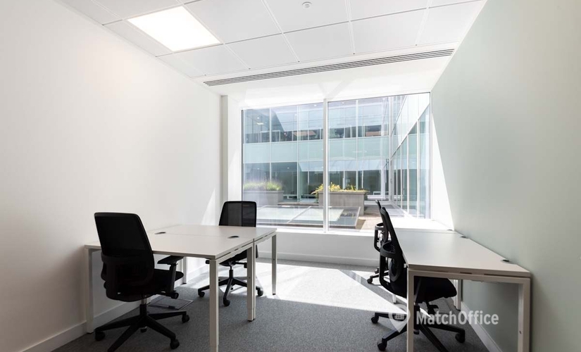  Work space in Wokingham, Wharfedale Road, 10 m² - MatchOffice.co.uk