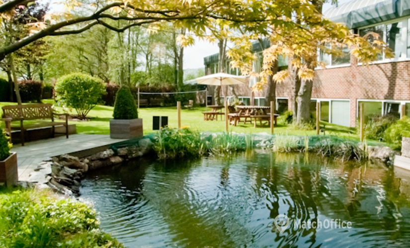 2000 m² Business space place available to rent in Dorking, Curtis Road (RH4 1XA) - 3 | MatchOffice.com