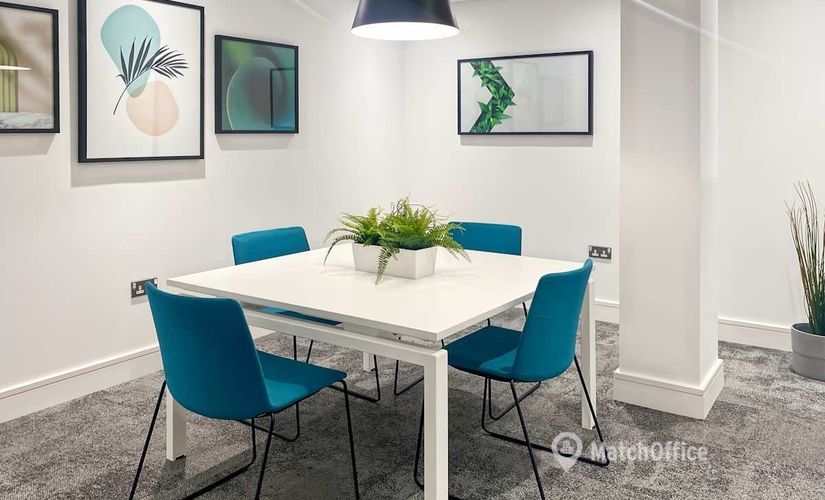 10 m² Coworking space in Belfast, 27–45 Great Victoria Street (BT2 7SL) - 2 | MatchOffice.com