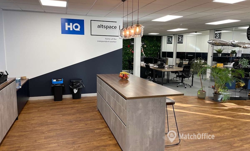 Business center in Altrincham, F1, 10 m² - MatchOffice.co.uk