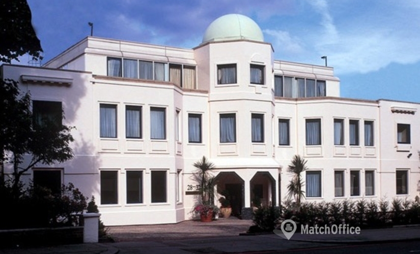 Business center 28-32 Wellington Road, London NW8 9SP The City of London