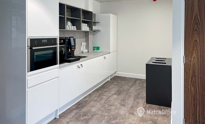 Business centre in Solihull, 6060 Knights Court, 10 m² - MatchOffice.co.uk