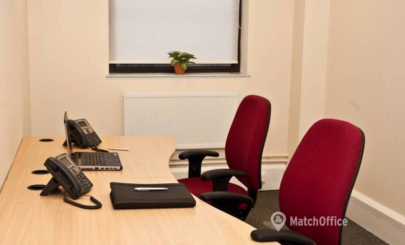 Business centre in Didcot, Market Place, 34 m² - MatchOffice.co.uk