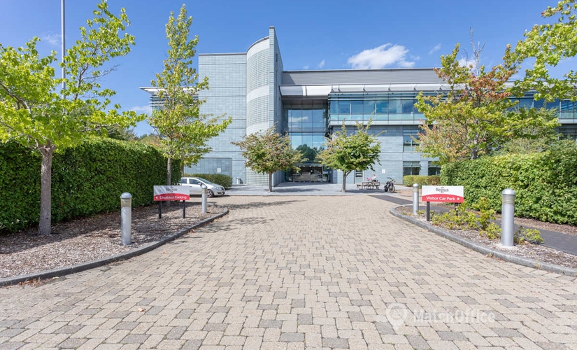 Business centre in Reading, 200 Brook Drive, 10 m² - MatchOffice.co.uk