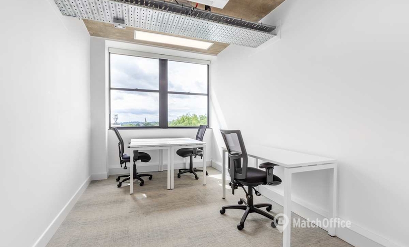 Coworking space in North London, 5th Floor, 10 m² - MatchOffice.co.uk