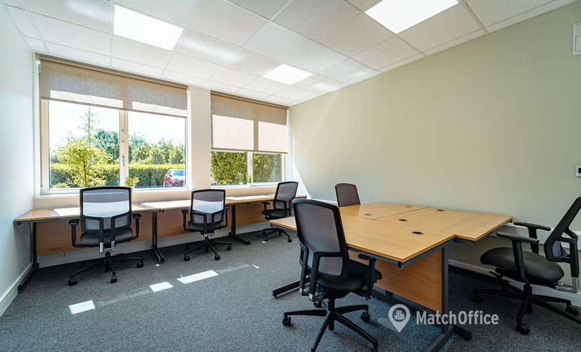 Business centre in Kirkcaldy, Cluny Court, 10 m² - MatchOffice.co.uk