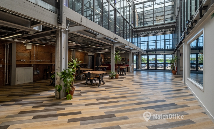269 m² Business space in Woking, 3 Tannery House (GU23 7EF) - 2 | MatchOffice.com