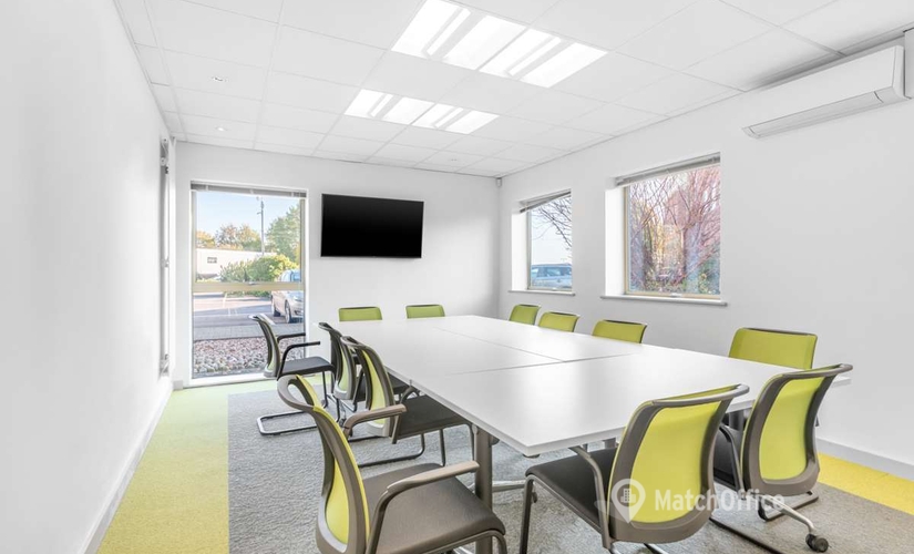 10 m² Co-working in Hampshire, Aerodrome Road (PO13 0FQ) - 2 | MatchOffice
