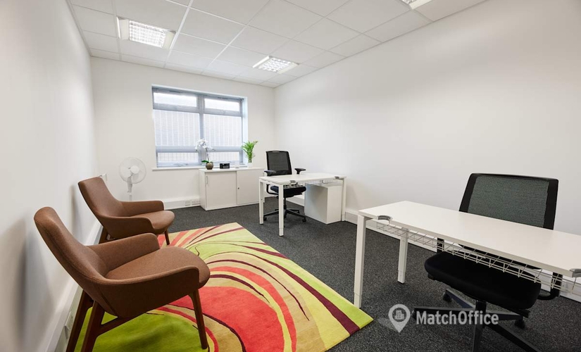 10 m² Business park in High Wycombe, Cressex Business Park (HP12 3RL) - 4 | MatchOffice