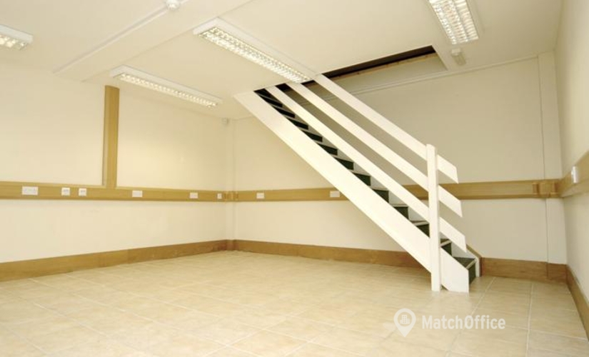 278 m² Business park in Milton Keynes, Interchange House (MK16 9PY) - 0 | MatchOffice.com