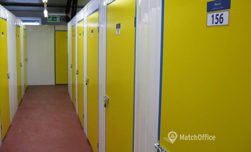 75 m² Business park property available to rent in Blackpool, Squires Gate Lane (FY4 3RL) - 0 | MatchOffice.com