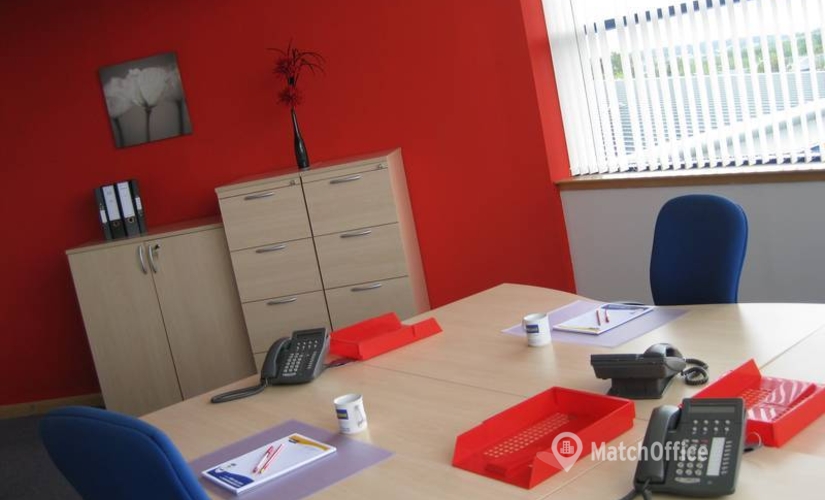  Business center  in Dunfermline, 15 Pitreavie Court, 148 m² - MatchOffice.co.uk