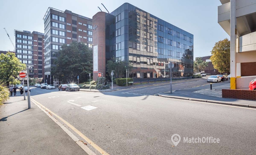 Business centre in Bromley, 1 Elmfield Park, 10 m² - MatchOffice.co.uk