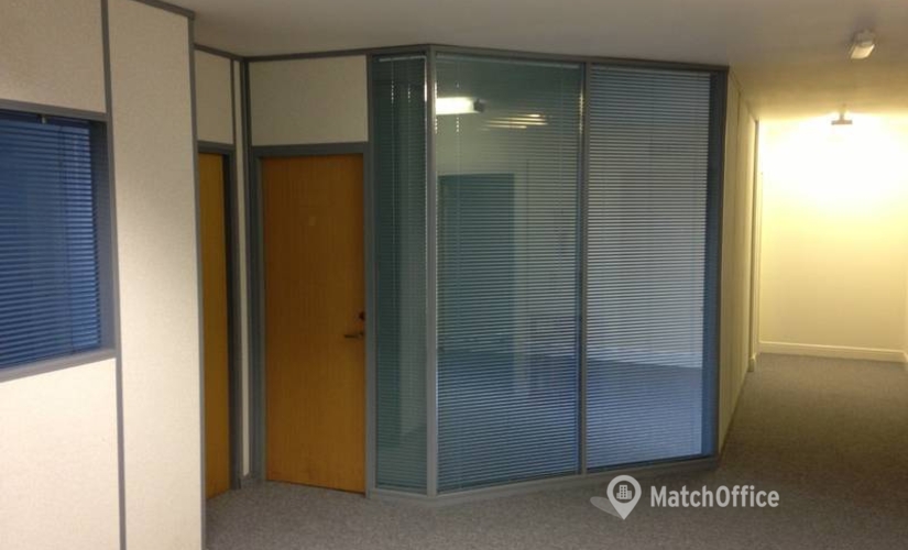 Business center  in Kirkintilloch, 74 Townhead, 3070 m² - MatchOffice.co.uk