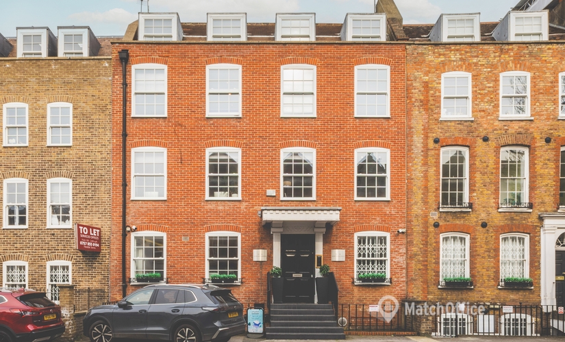 Office to let in Hammersmith and Fulham, New Kings Road 136-144, 87 m² - MatchOffice.co.uk
