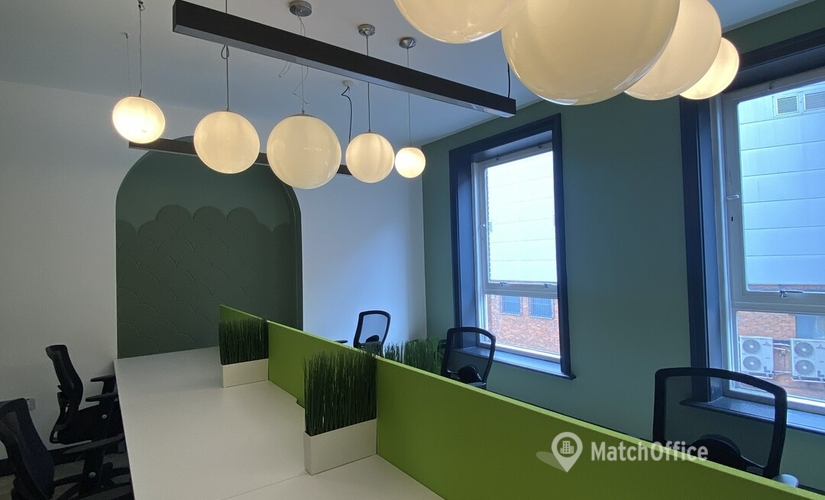 Office for rent in Hull, Ferensway 105, 250 m² - MatchOffice.co.uk