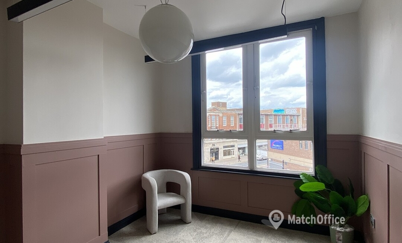  Office to let in Hull, Ferensway 105, 250 m² - MatchOffice.co.uk