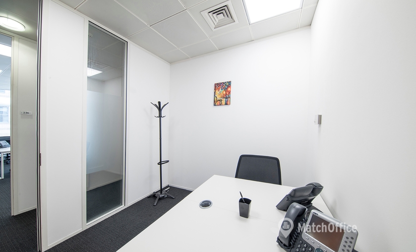 58 m² Business space in West London, Queen Caroline Street 2 (W6 9DX) - 2 | MatchOffice