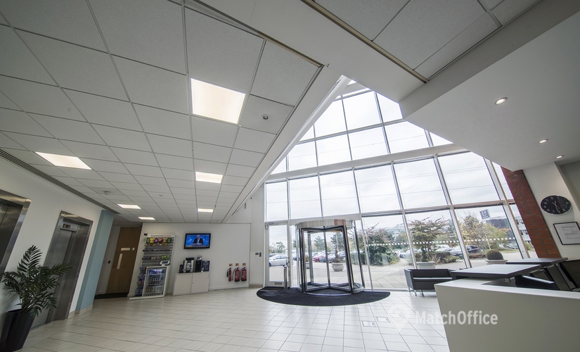 Business centre  in Dartford, Victory Way, 12 m² - MatchOffice.co.uk