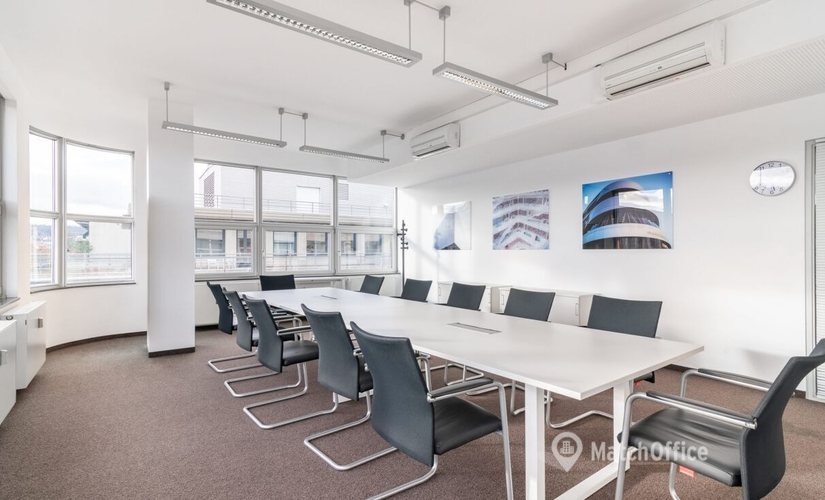 100 m² Convention center in Accra, South Ridge Road 5 (%[postal_code]) - 3 | MatchOffice.com