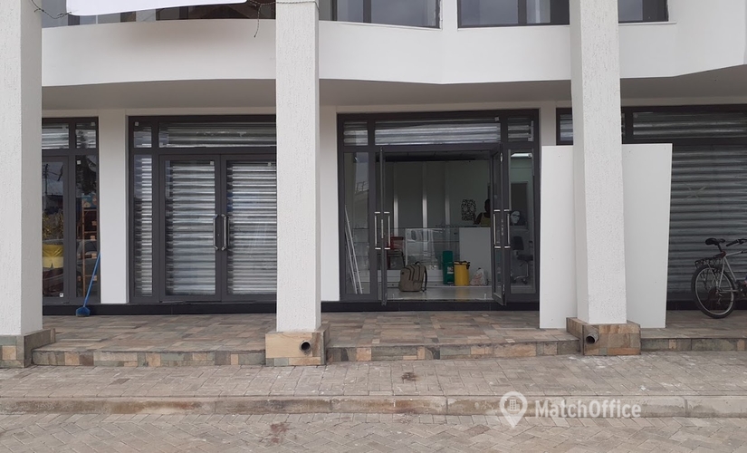 280 m² Serviced office in Accra, La-Bawaleshi Rd (%[postal_code]) - 1 | MatchOffice.com