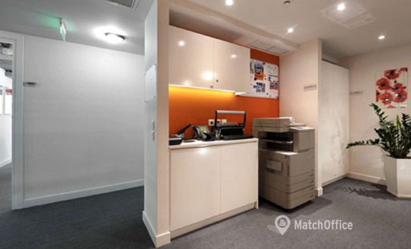 50 m² Coworking  in Athens, 166a Kifissias Avenue & Sofokleous Street (151 26) - 4 | MatchOffice
