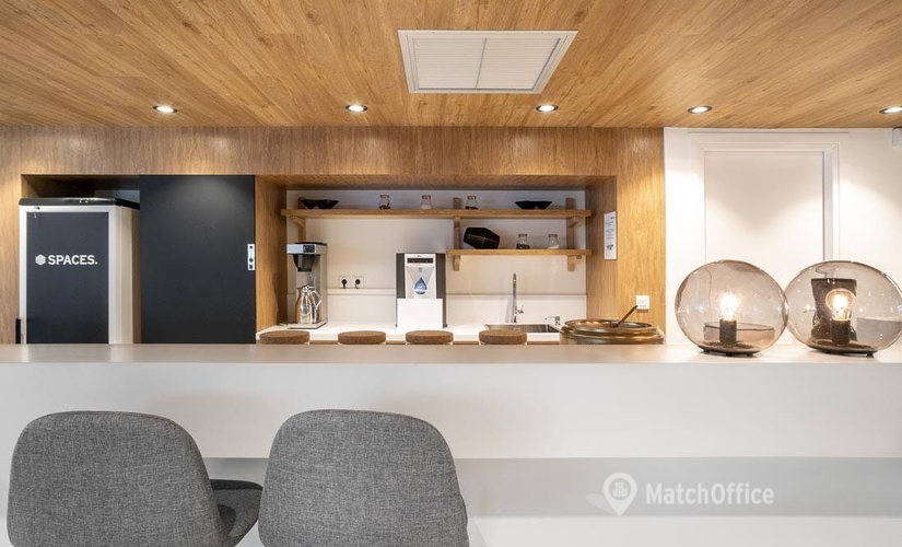 100 m² Serviced office property available to rent in Marousi, Ag. Konstantinou 59-61 (151 24) - 2 | MatchOffice