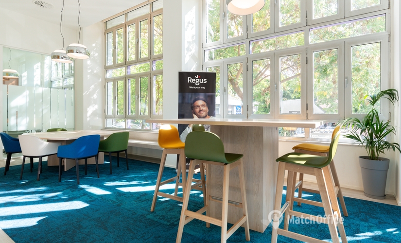 70 m² Shared workspace  in Thessaloniki, Vasileos Irakleiou 53 & Karolou Ntil (546 23) - 4 | MatchOffice.com
