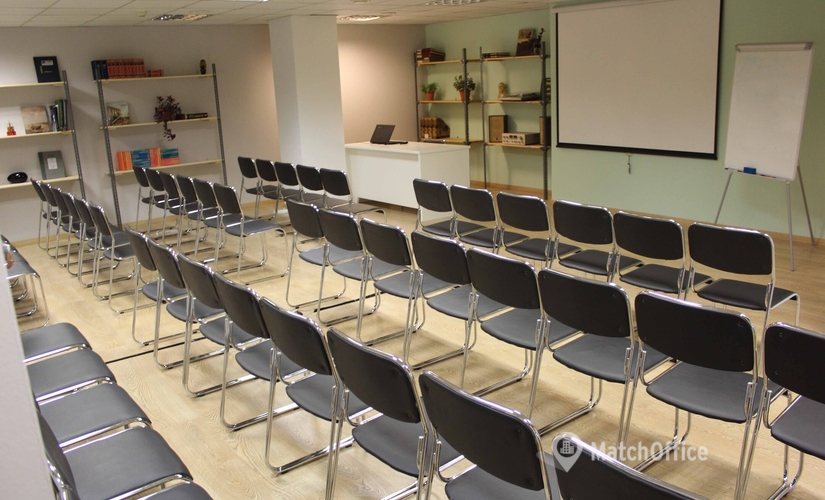 120 m² Meeting room in Athens, Leoforos Mesogeion 15 (115 27) - 1 | MatchOffice.com