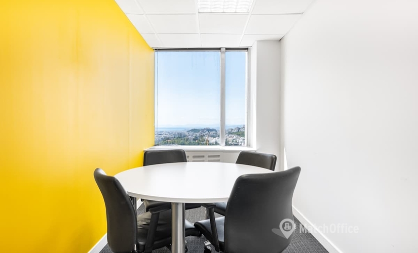 10 m² Co-working in Athens, 2-4 Messogion Avenue (115 27) - 2 | MatchOffice