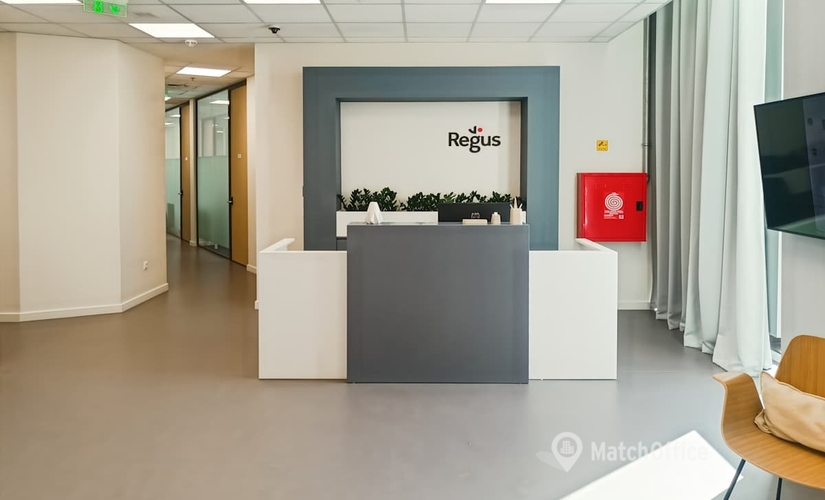 10 m² Shared office  in Piraeus, 98 (122 41) - 1 | MatchOffice