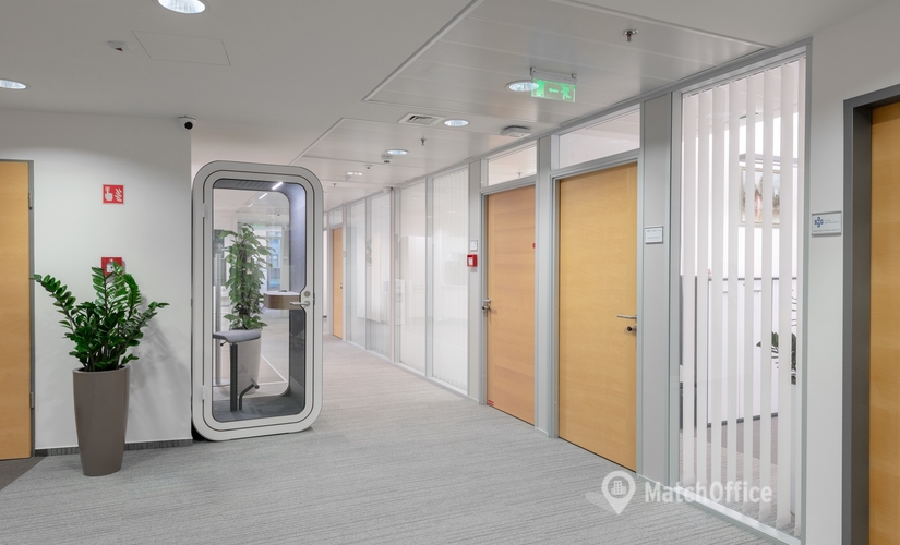 100 m² Serviced office in Budapest, Széchenyi István tér 7-8. (1051) - 4 | MatchOffice