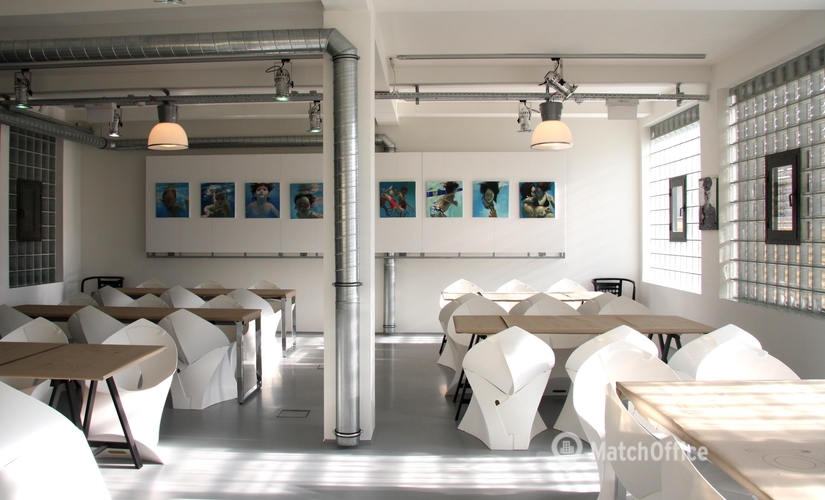 913 m² Serviced office for rent in Budapest, 55 Paulay Ede street, 1061 - 7 | MatchOffice