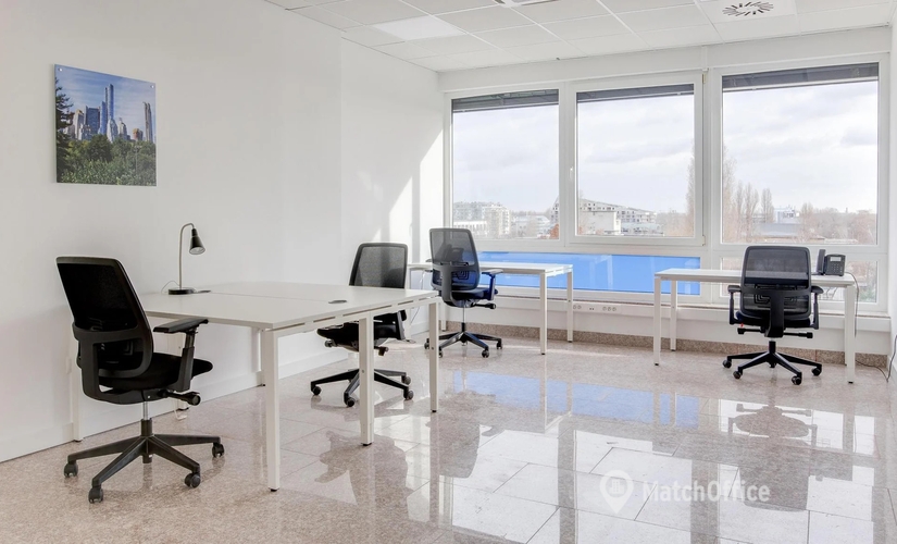 100 m² Shared office  in Budapest, Fehérvári út 126 (1116) - 1 | MatchOffice.com