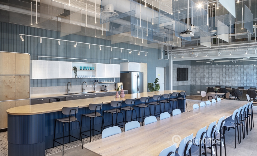 1000 m² Business park building available to rent in Tel Aviv, דרך מנחם בגין 150 (6492105) - 2 | MatchOffice