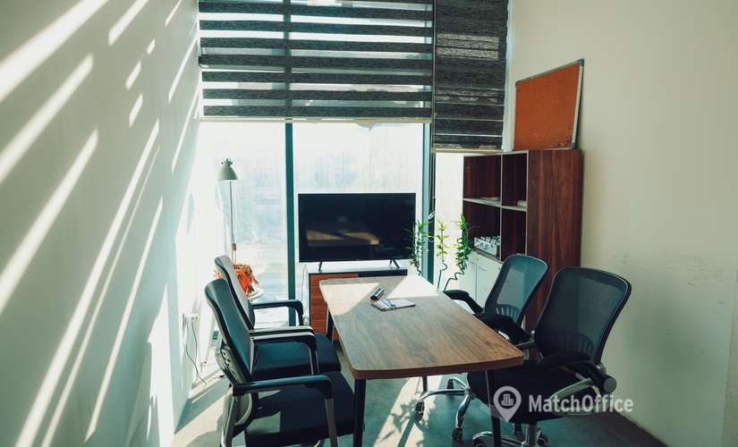 Office Mansour 10011 Baghdad