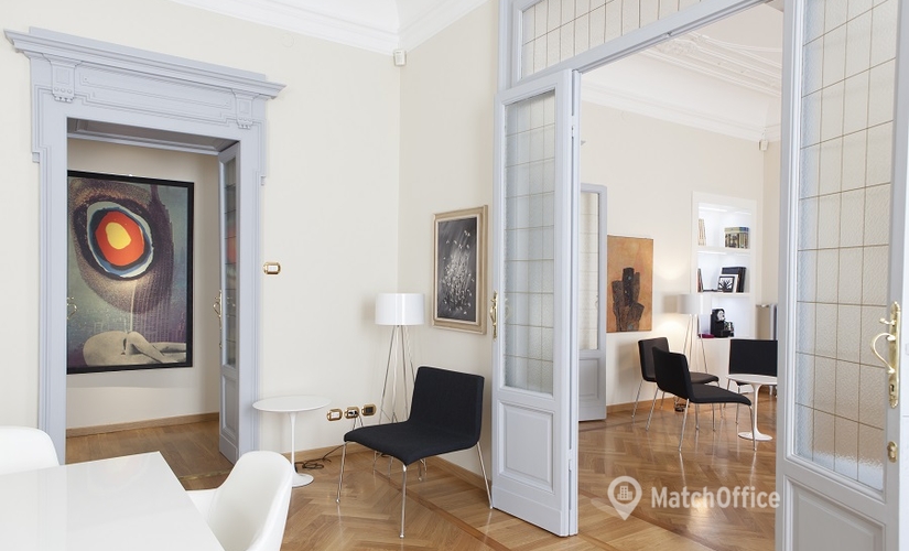Uffici arredati disponibili per l'affitto a Milano di 28 m², Via Vincenzo Monti 8 - 1 | MatchOffice.it
