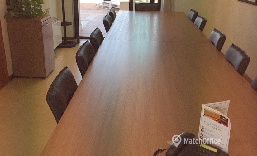 Prenota una sala riunioni accogliente a Roma di 45 m², Via Franco Donatelli 7 - 3 | MatchOffice