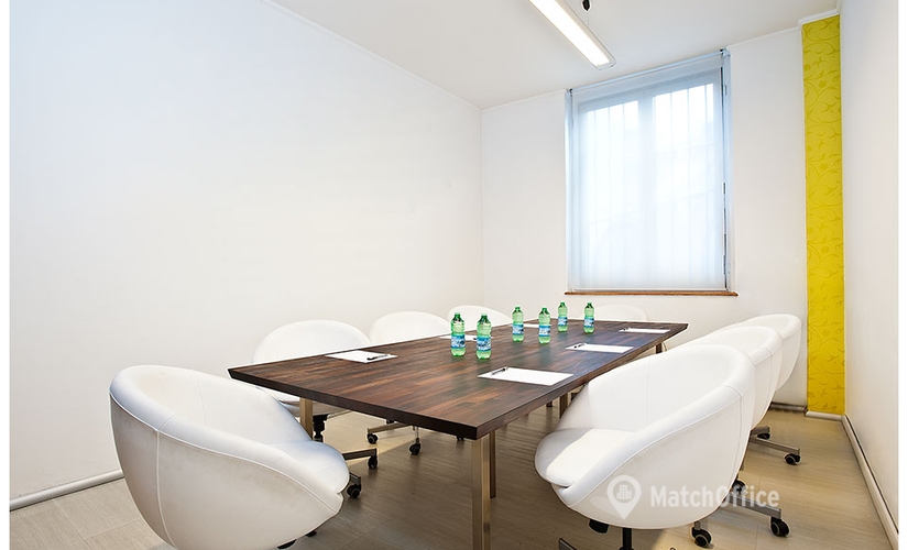 Scegli una sala riunioni accogliente a Milano di 4 m², Via Meda 36 - 2 | MatchOffice.it