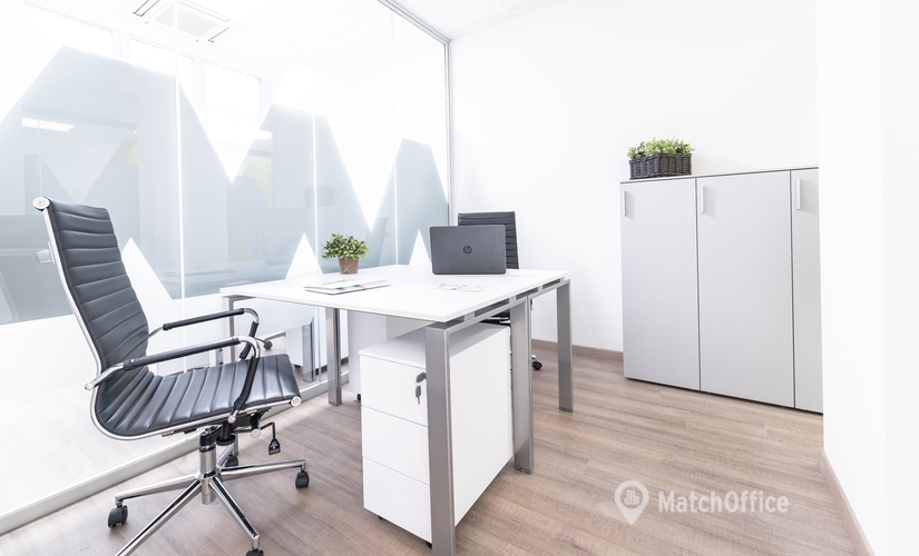 50 m² Business park property for rent in Milan, Via Jacopo dal Verme 7 (20159) - 1 | MatchOffice.com
