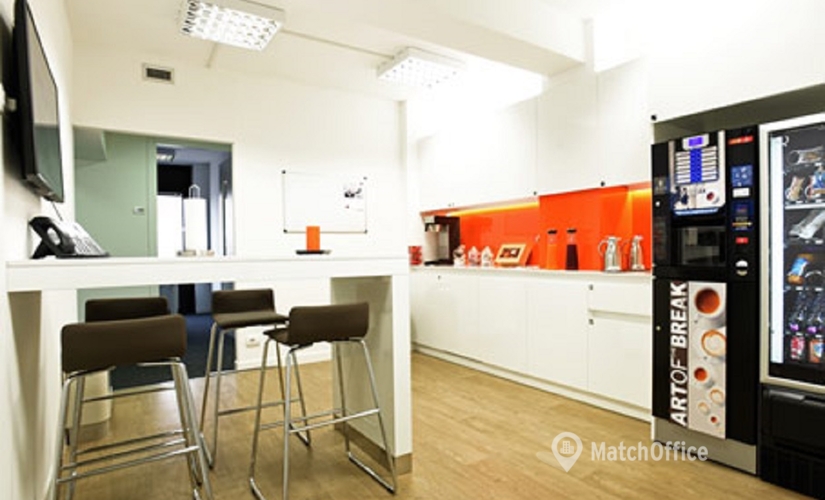 36 m² Co-working  in Bologna, Viale Masini 12/14 (40126) - 4 | MatchOffice