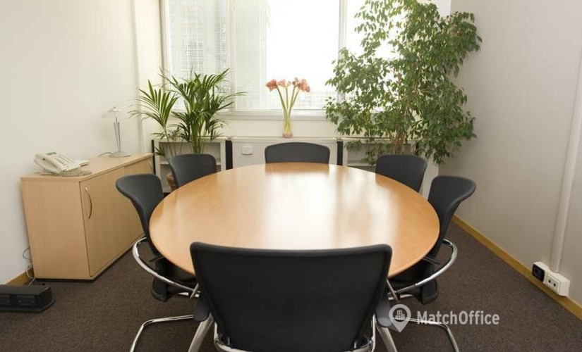 Affitta spazio coworking adatto a Milano di 30 m², Via Senigallia 18/ 2 - 4 | MatchOffice