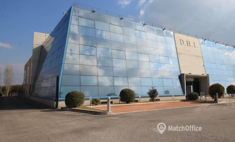 500 m² Co-working  in Frascati, Via di grotte Portella 6/8 (00044) - 1 | MatchOffice.com