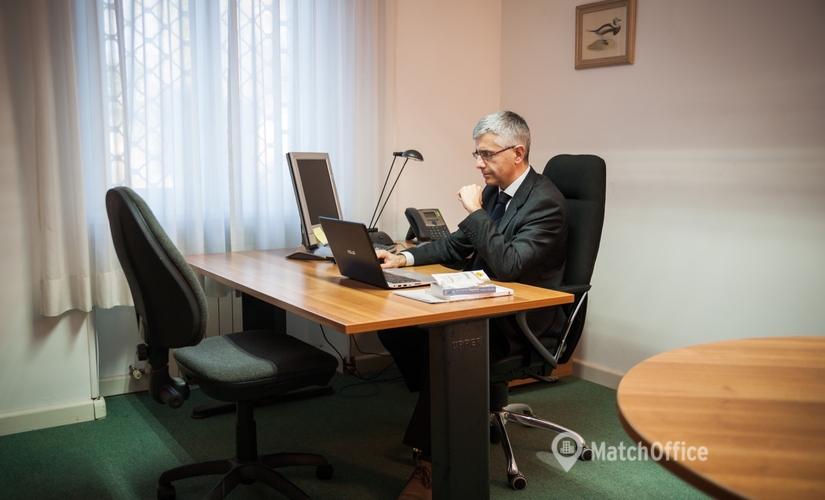 Esplora ufficio condiviso adatto a Roma di 60 m², Via del Casale Solaro 119 - 3 | MatchOffice