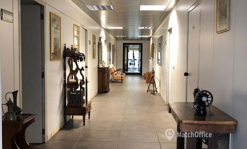 100 m² Shared workspace  in Bologna, Via Mori 6 (40054) - 1 | MatchOffice