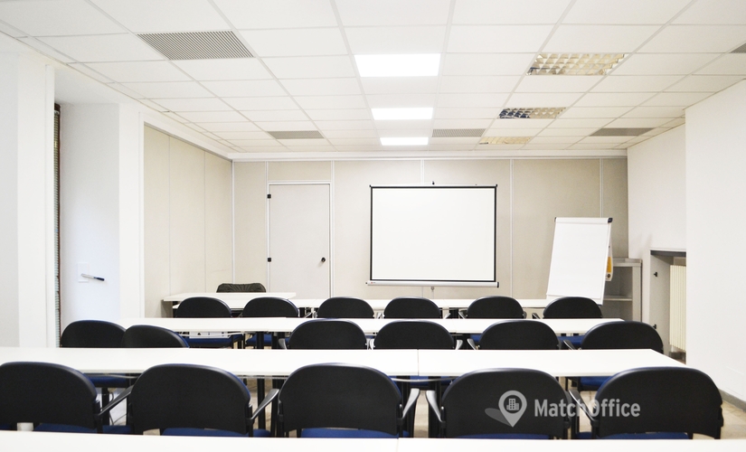 Coworking Via Sammartini 33 20125 Milan