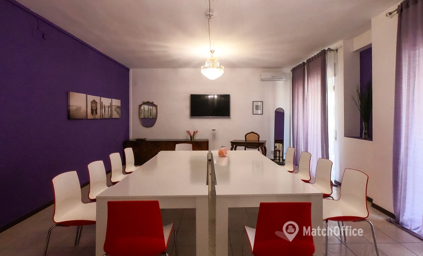 Book a 40 m² Conference room in Bari, Via Principe Amedeo (70122) - 4 | MatchOffice