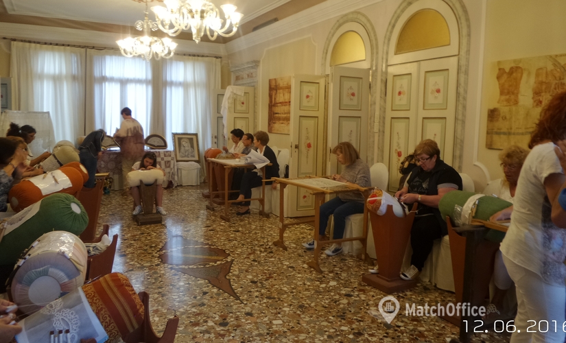 Book a 65 m² Conference center in Padova, Rione Duomo 307 (30015) - 1 | MatchOffice