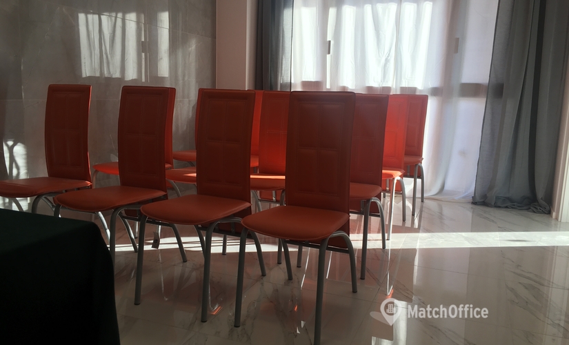 Affitta una sala riunioni affidabile a Bari di 35 m², Corso Italia 13 - 1 | MatchOffice.it