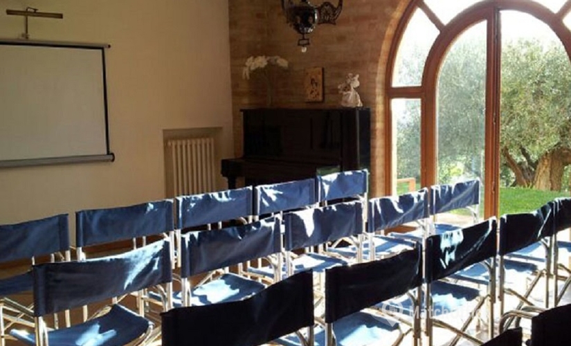 Prenota un centro conferenze affidabile a Civitanova Marche di 40 m², Strada del Palazzaccio 25A - 0 | MatchOffice